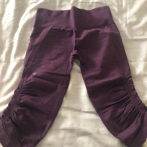 Lululemon wonder under crop 8 plum new